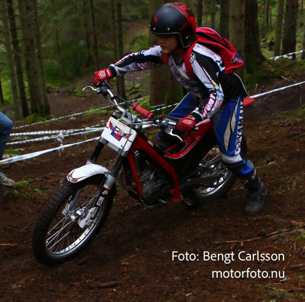 Preload previous image